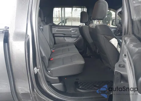 2021 Ram 1500 Big Horn 4X4 6'4 Box из США, поврежденный, VIN 1C6SRFMT9MN618861